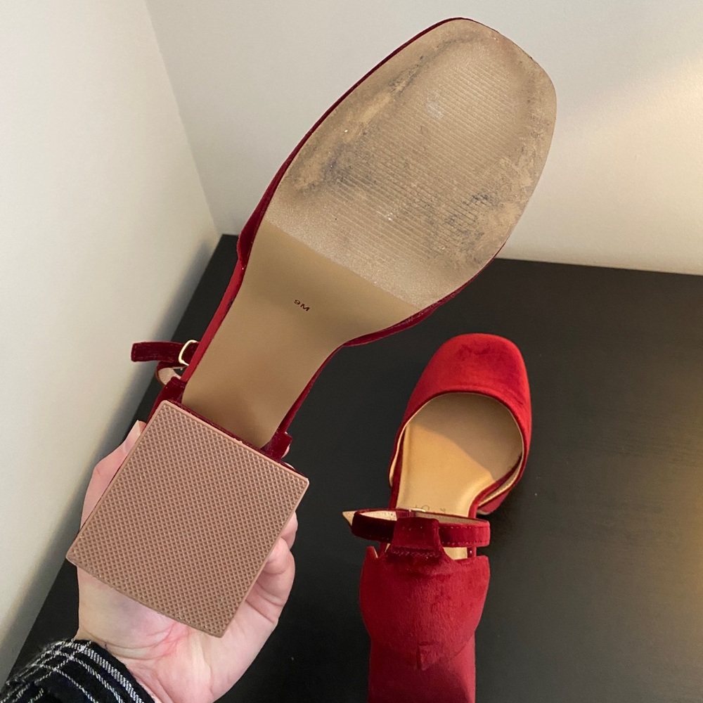 Coconuts by Matisse Misha Burgundy Red Velvet Platform Heels 👠 - Picture 5 of 16